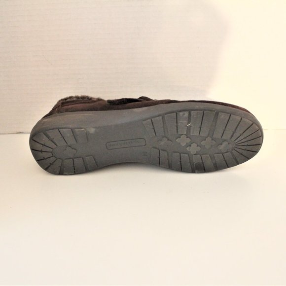 Easy Spirit Booties Brown Suede Round Toe Size 8 1/2 - Picture 10 of 10